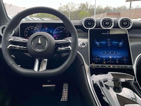 New 2026 Mercedes-Benz GLC 300 4MATIC image 2