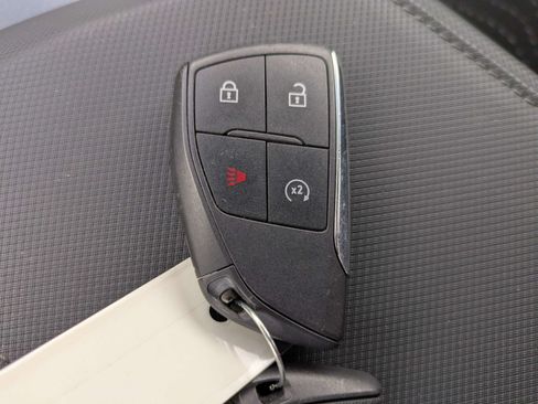Used 2025 Chevrolet Equinox EV LT FWD image 30