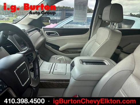 Used 2018 GMC Yukon Denali w/ Denali Ultimate Package AWD/4WD image 5
