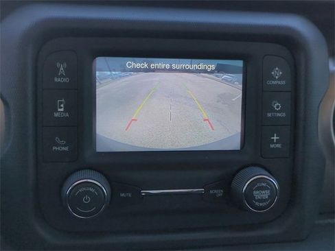 Used 2018 Jeep Wrangler Unlimited Sport S image 20