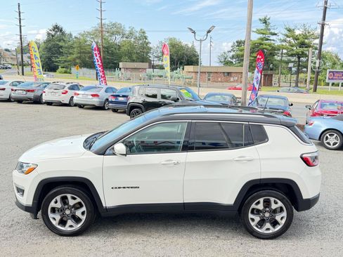 Used 2018 Jeep Compass Limited AWD/4WD image 7