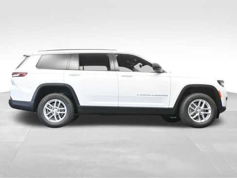 Used 2024 Jeep Grand Cherokee L Laredo w/ Luxury Tech Group I image 54