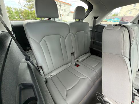 Used 2019 Audi Q7 2.0T Premium w/ Cold Weather Package AWD/4WD image 25