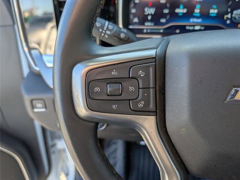 Used 2025 Chevrolet Silverado 3500 LT w/ Convenience Package image 25