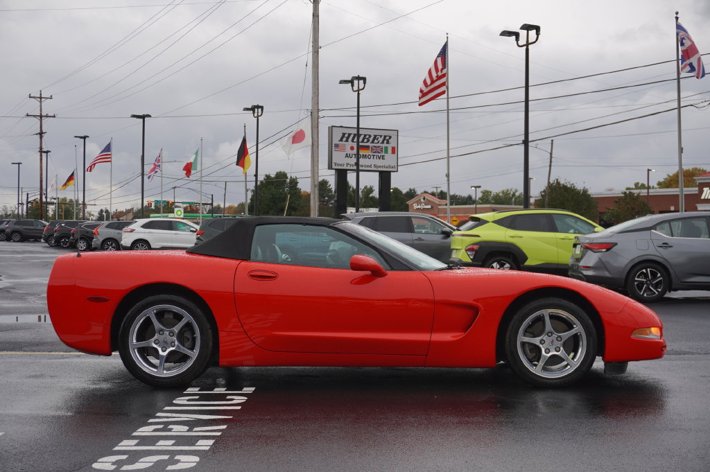 Used 2000 Chevrolet Corvette Convertible w/ Memory Pkg RWD image 9