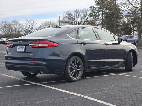 Used 2020 Ford Fusion SE image 17