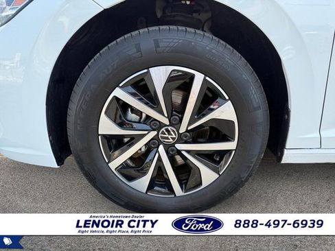 Used 2024 Volkswagen Jetta S FWD image 9