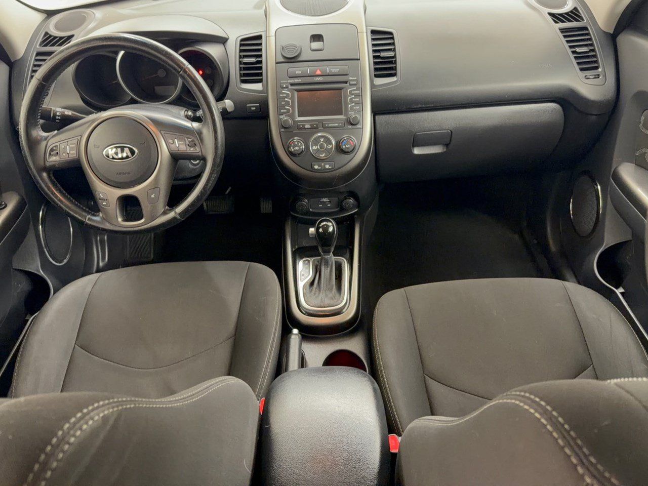 Used 2013 Kia Soul + w/ Audio Pkg FWD image 17