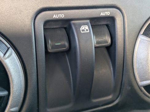 Used 2016 Jeep Wrangler Sport w/ Quick Order Package 24S image 21