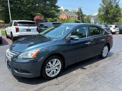 Used 2014 Nissan Sentra SL w/ Premium Package FWD image 2