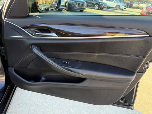 Used 2018 BMW 540i RWD image 32