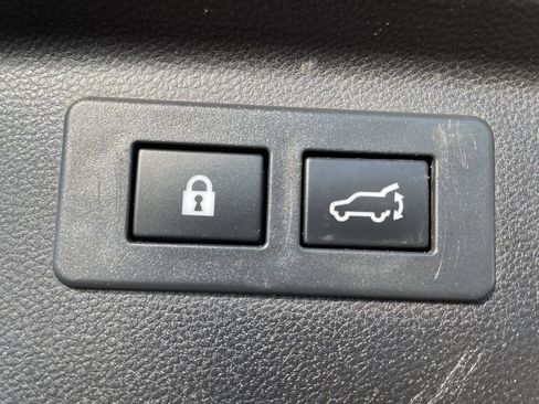 Certified 2022 Subaru Forester Touring w/ Popular Package #3 image 16