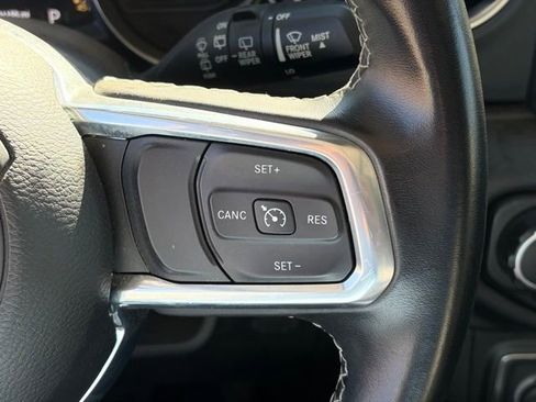 Used 2021 Jeep Wrangler Unlimited Sahara image 17