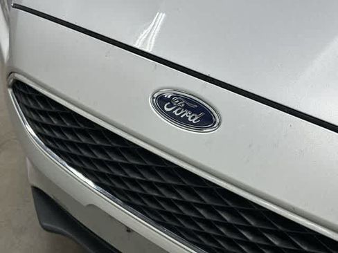 Used 2016 Ford Focus SE w/ Equipment Group 201A FWD image 30