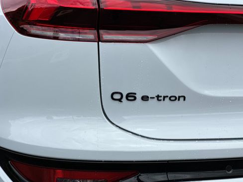 New 2027 Audi Q6 e-tron Premium Plus AWD/4WD image 25