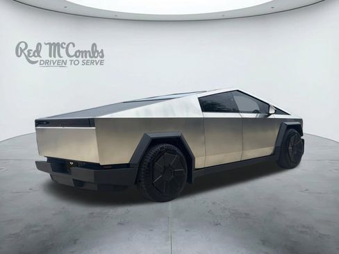 Used 2024 Tesla Cybertruck AWD Crew Cab image 5