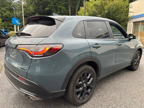 Used 2024 Honda HR-V Sport image 8
