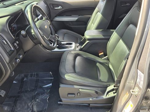 Used 2022 Chevrolet Colorado ZR2 image 11