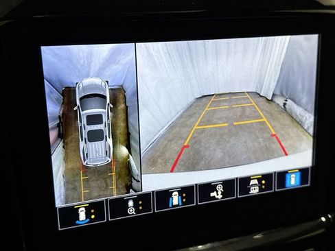 Used 2023 Chevrolet Traverse RS w/ LPO, Floor Liner Package AWD/4WD image 22