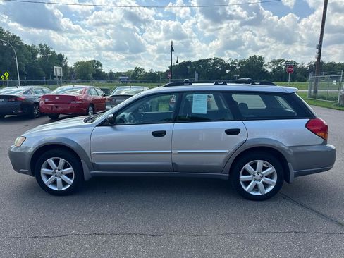 Used 2007 Subaru Outback 2.5i w/ Popular Equipment Group 2A AWD/4WD image 8