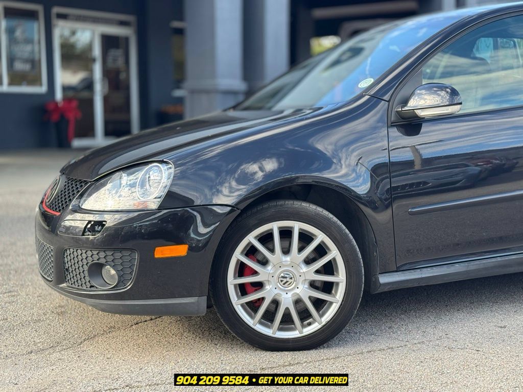 Used 2007 Volkswagen GTI 2-Door FWD image 3