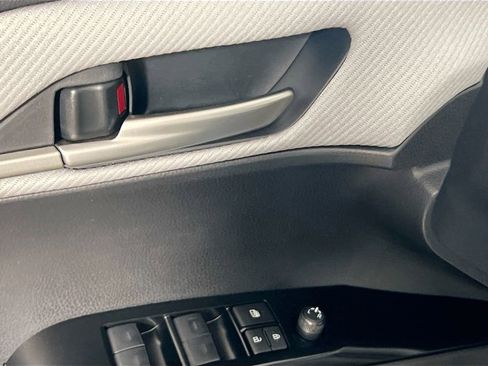 New 2026 Toyota Camry SE image 18