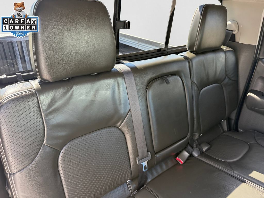 Used 2020 Nissan Frontier PRO-4X w/ Pro-4x Utility Package AWD/4WD image 16