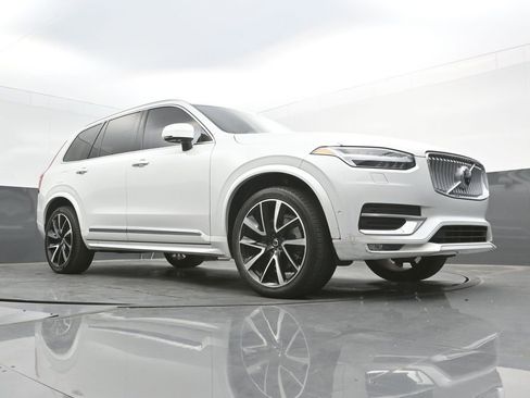 Certified 2023 Volvo XC90 B6 Plus w/ Protection Package Premier AWD/4WD image 36