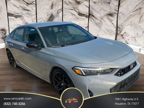 Used 2025 Honda Civic Sport image 3