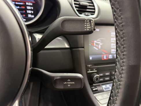 Certified 2019 Porsche 718 Cayman S RWD image 42
