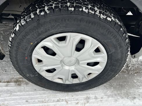 Used 2023 Ford Transit 350 XLT image 22