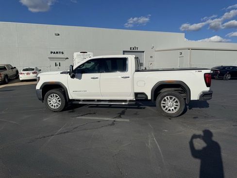Used 2022 GMC Sierra 2500 SLT w/ SLT Premium Package image 8