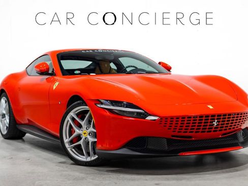 Used 2022 Ferrari Roma image 3