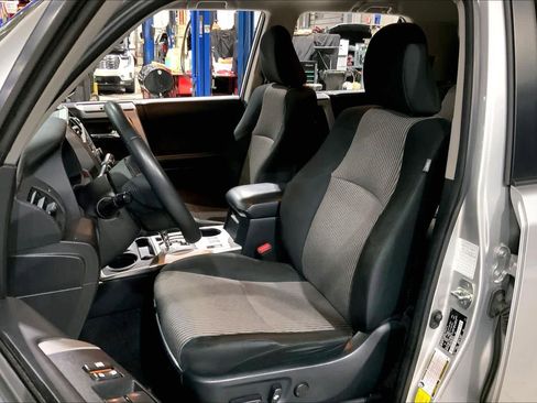 Used 2024 Toyota 4Runner SR5 image 8