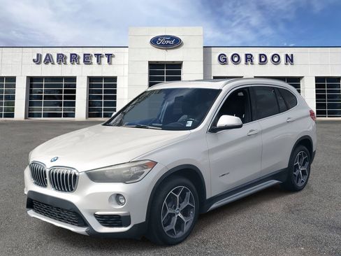 Used 2018 BMW X1 sDrive28i image 2