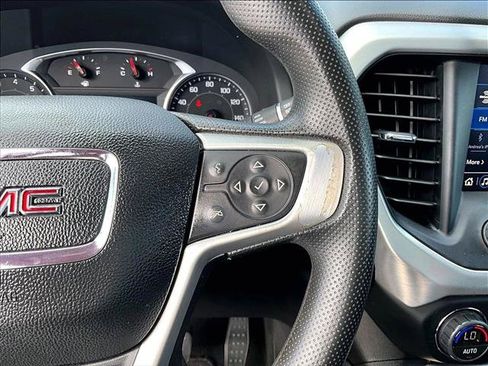 Used 2021 GMC Acadia SLE FWD image 21