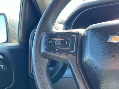Used 2020 Chevrolet Silverado 1500 Custom w/ Custom Value Package image 15