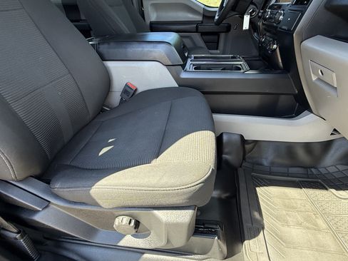 Used 2018 Ford F150 XL w/ Equipment Group 101A Mid AWD/4WD image 14