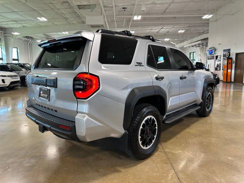 Used 2025 Toyota 4Runner TRD Off-Road Premium w/ Tow Technology Package AWD/4WD image 8