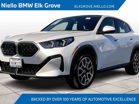 Used 2025 BMW X2 xDrive28i w/ Premium Package image 1