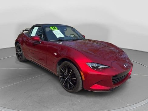 Used 2024 MAZDA MX-5 Miata Grand Touring w/ Weather Package RWD image 7