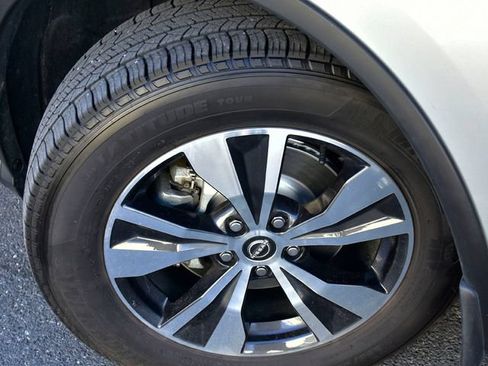 Used 2024 Nissan Murano SV AWD/4WD image 29