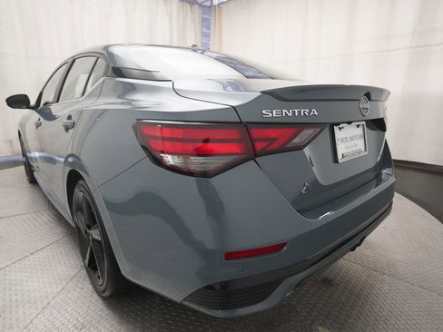 Used 2024 Nissan Sentra SR w/ SR Premium Package FWD image 34