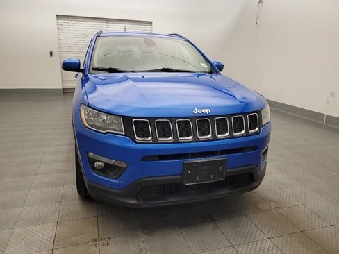 Used 2019 Jeep Compass Latitude FWD image 14