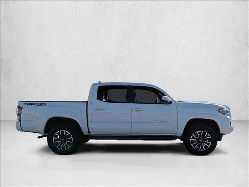 Used 2023 Toyota Tacoma TRD Sport image 4