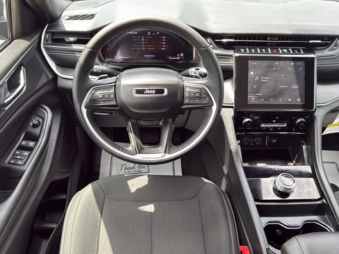 New 2026 Jeep Grand Cherokee Laredo X AWD/4WD image 16