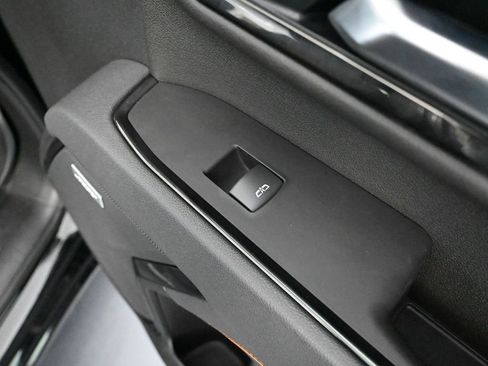 Used 2025 GMC Sierra 3500 AT4 image 49