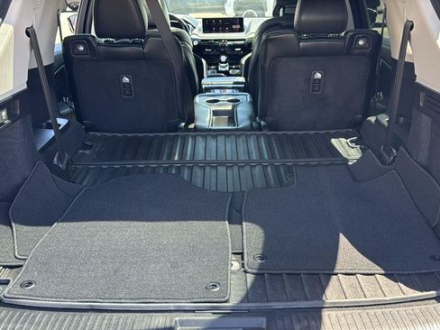 Used 2023 Acura MDX FWD image 31
