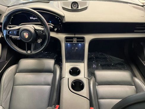 Used 2024 Porsche Taycan 4 Cross Turismo image 18