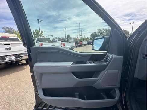 Used 2022 Ford F150 Lariat w/ Equipment Group 501A Mid AWD/4WD image 15